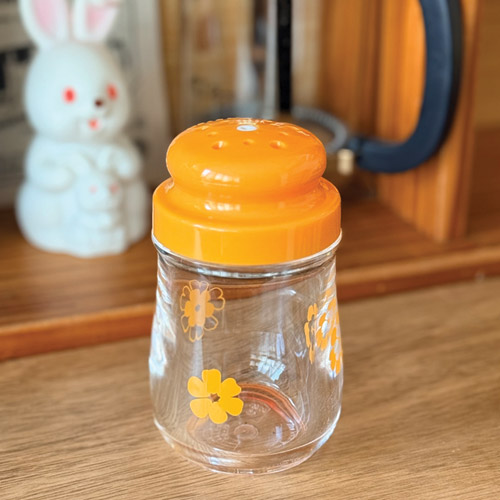 Retro orange flower salt bootle